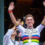 Giro d’Italia, Petacchi: “Evenepoel favorito, Caruso da top 5”